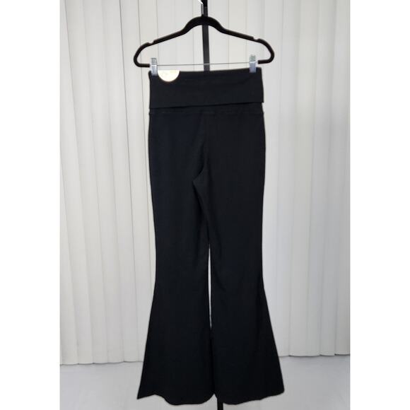 Offline by Aerie OG Foldover High Waisted Super Flare Legging Black Medium New - Picture 3 of 12